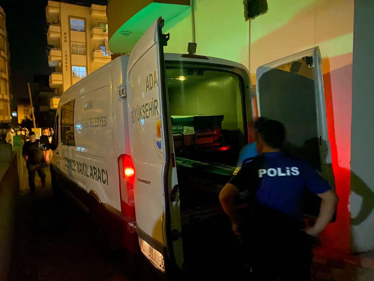 Emekli uzman çavuş eski eşini ve oğlunu vurdu! 2 ölü, 1 ağır yaralı 11
